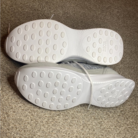 Dior B25 RUNNER SNEAKER - Picture 2 of 8